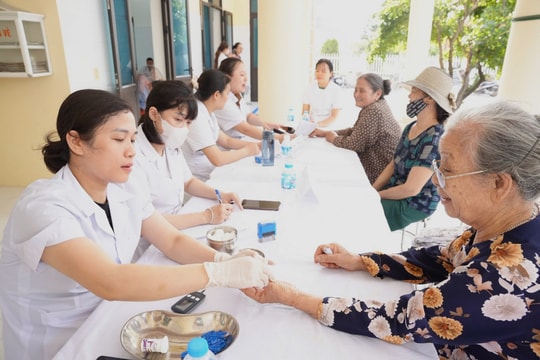 Người dân cần gì nữa sau khám sức khoẻ miễn phí?