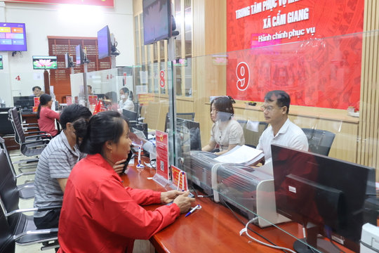 Từ chính quyền thân thiện đến Hải Phòng văn minh, hạnh phúc. Bài cuối: Kiến tạo chuẩn mực mới cho nền hành chính hiện đại