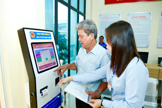 Government advances administrative simplification
