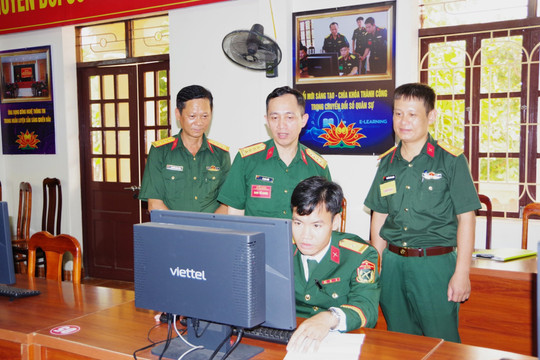 Lực lượng vũ trang thành phố nỗ lực chuyển đổi số
