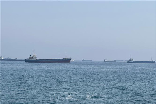 Loạt tàu của Iran di chuyển qua khu vực bị Mỹ phong tỏa sau thỏa thuận