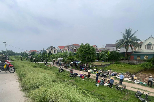 Xã Hà Tây di dời chợ Gốc Đa đến địa điểm mới