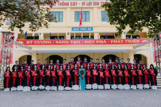 Trường THCS Lê Quý Đôn có nhiều thủ khoa vào lớp 10 THPT chuyên Nguyễn Trãi nhất