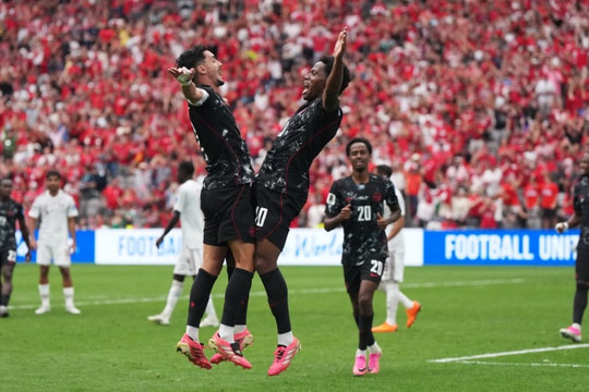 Tuyển Canada thắng Qatar 6 - 0