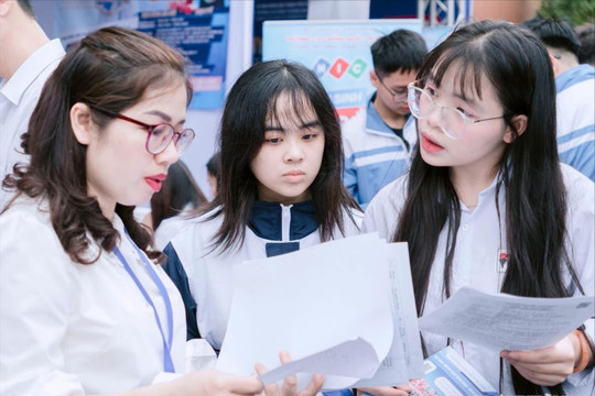 Top trường đại học đào tạo ngành kinh tế hàng đầu ở Hà Nội