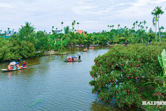 Dòng sông tuổi thơ tôi