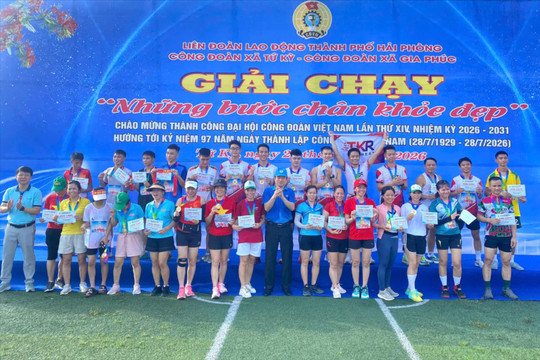 Hơn 5.000 người tham gia giải chạy tập thể ‘Những bước chân khỏe đẹp’