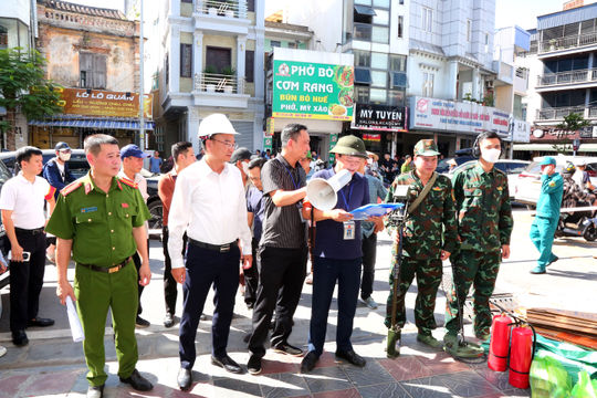 Cưỡng chế thu hồi nhà là tài sản công tại số 106 Lê Lợi, phường Gia Viên