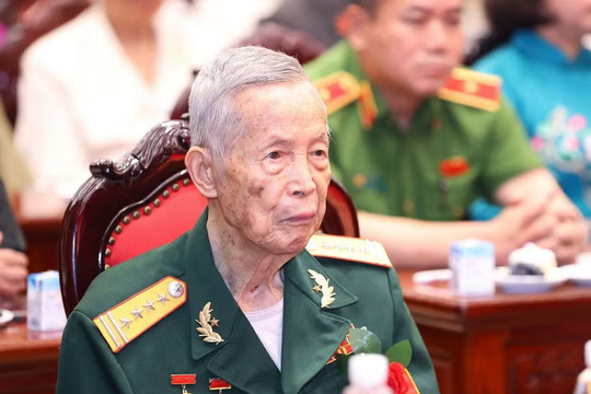 Anh hùng Lực lượng vũ trang nhân dân La Văn Cầu từ trần