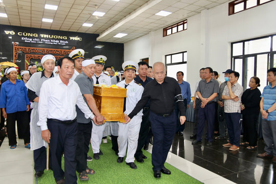 Lễ truy điệu, tiễn đưa đồng chí Phan Nhật Bình, nguyên Chủ tịch UBND tỉnh Hải Dương