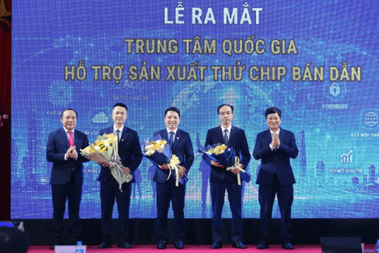 Ra mắt trung tâm hỗ trợ sản xuất thử chip bán dẫn đầu tiên ở Việt Nam