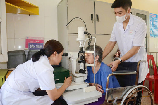 Nâng cao chất lượng khám chữa bệnh ở xã ven biển
