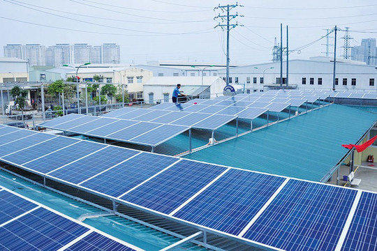 Vietnam raises cap on rooftop solar excess electricity sales