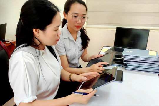 'Phòng họp không giấy' tạo bước chuyển trong điều hành