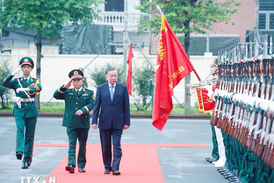 Xây dựng thế trận Pháo binh - Tên lửa trong nền quốc phòng toàn dân