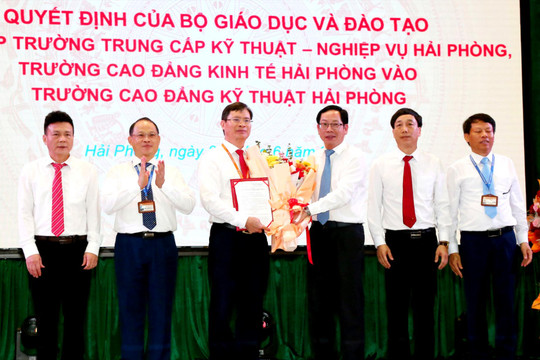 Sáp nhập 2 trường vào Trường Cao đẳng Kỹ thuật Hải Phòng