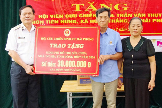 Hội Cựu chiến binh Hải Phòng hỗ trợ hội viên sửa nhà