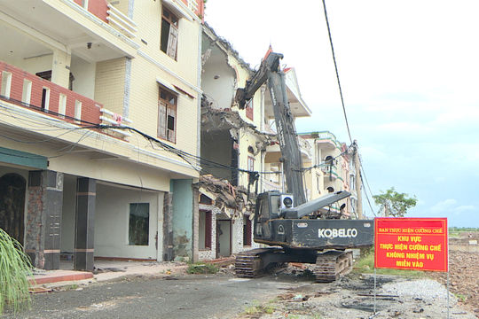 Cưỡng chế tháo dỡ công trình, thu hồi 189,5m² đất tại phường Đồ Sơn