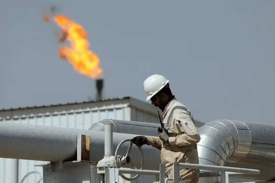 OPEC+ tăng hạn ngạch sản lượng dầu