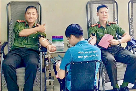 Hiến máu cứu người - Nghĩa cử cao đẹp của lực lượng công an nhân dân