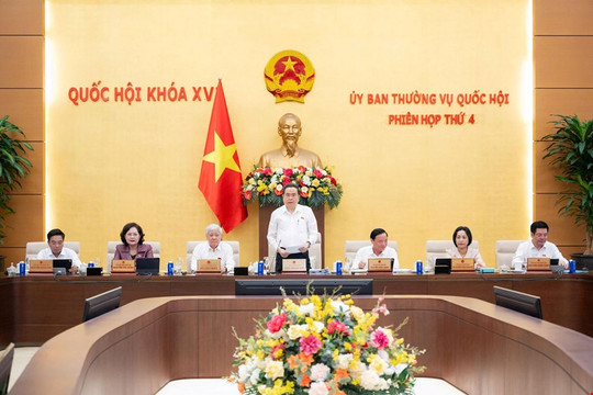 Khai mạc Phiên họp thứ 4 của Ủy ban Thường vụ Quốc hội