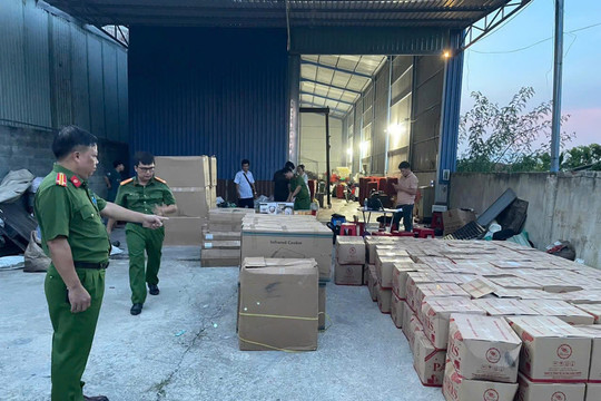 Triệt phá băng nhóm lừa bán hàng gia dụng giá cao