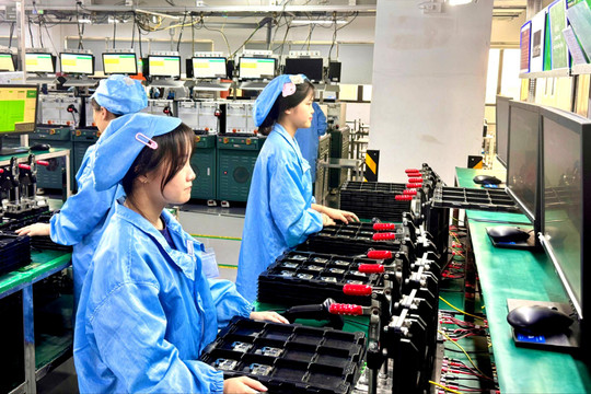 Để lao động nữ yên tâm gắn bó với doanh nghiệp