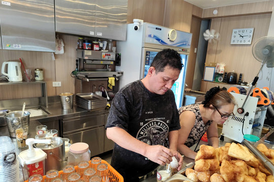 Foodtour Hải Phòng tìm 'bến đỗ' mới
