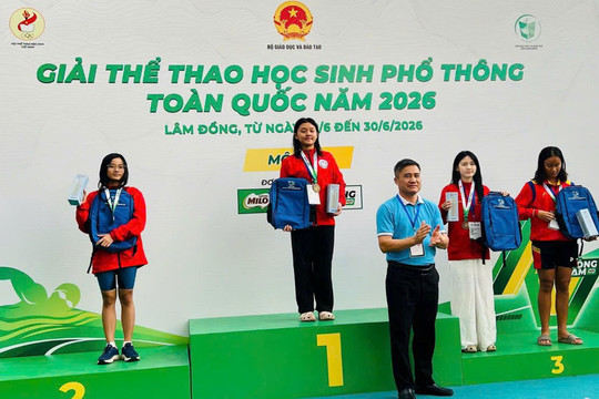 Gặp gỡ kình ngư nhí bền bỉ chinh phục 'đường đua xanh'