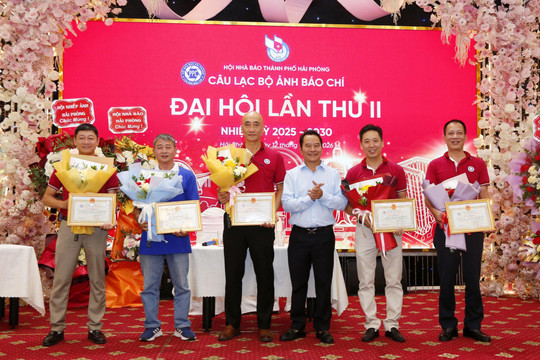 Tăng cường kết nối hội viên Câu lạc bộ Ảnh báo chí Hải Phòng