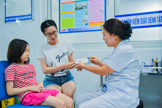 Quyền, trách nhiệm của cơ quan, tổ chức, cá nhân trong phòng, chống bệnh truyền nhiễm