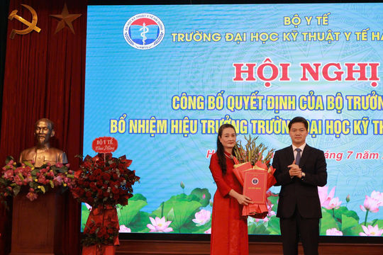 PGS. TS. Đinh Thị Diệu Hằng giữ chức Hiệu trưởng Trường Đại học Kỹ thuật y tế Hải Dương