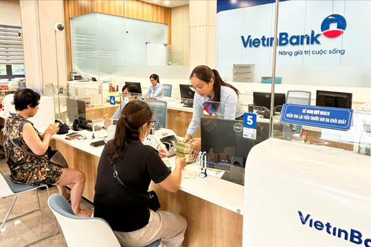 Nghịch lý lãi suất ngân hàng