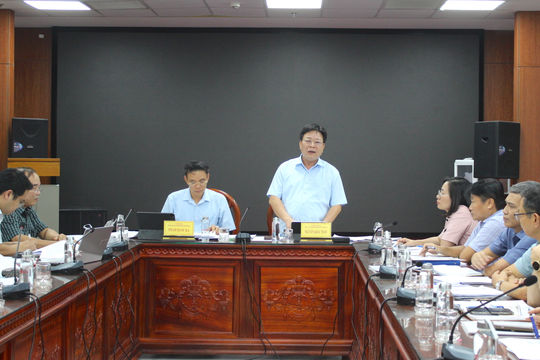 Đề xuất hỗ trợ hàng tháng với công chức Trung tâm Phục vụ hành chính công