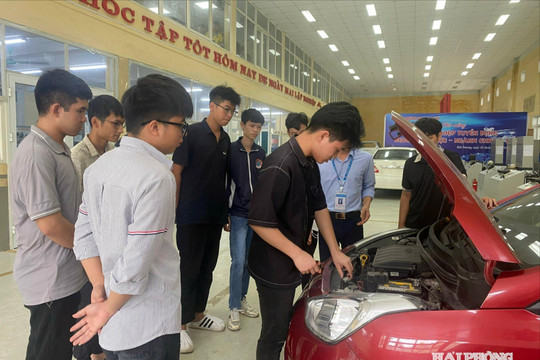 Từ ngày 15/8, chính thức mở rộng cửa liên thông từ trung cấp lên đại học