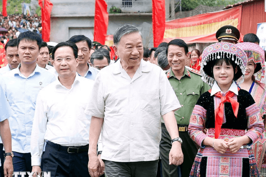 Tổng Bí thư, Chủ tịch nước Tô Lâm dự Ngày hội toàn dân bảo vệ an ninh Tổ quốc tại Sơn La