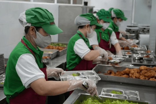 Bảo đảm an toàn thực phẩm từ nơi sản xuất đến bàn ăn