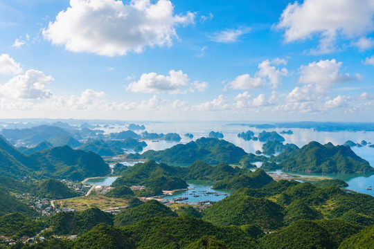 Hải Phòng ưu tiên bảo tồn giá trị nổi bật toàn cầu của di sản trong quá trình phát triển