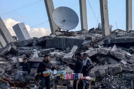 Israel xây dựng rào chắn chia cắt dải Gaza
