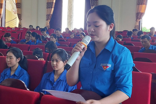 Lãnh đạo xã Vĩnh Lại đối thoại, tháo gỡ khó khăn cho thanh niên