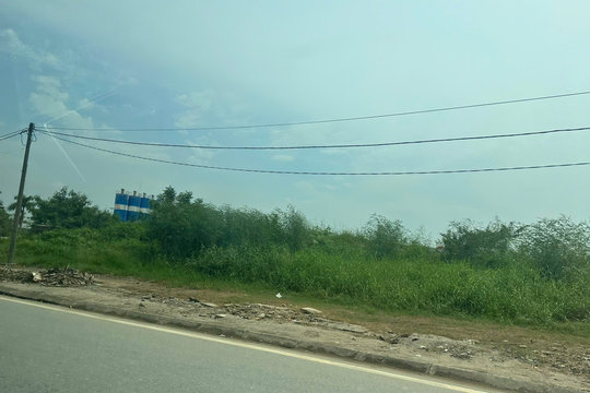 Sớm chỉnh trang, lát vỉa hè đường Phạm Văn Đồng