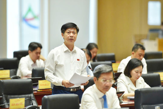 Một số hình ảnh phiên thảo luận tại hội trường Kỳ họp thứ 3 HĐND thành phố Hải Phòng khóa XVII