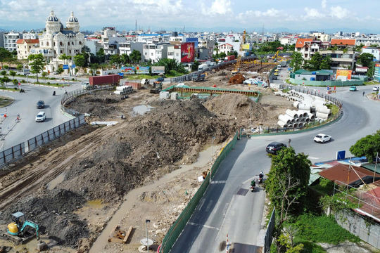 Race to open three underpasses before Lunar New Year