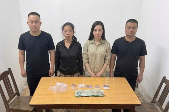 Cảnh giác thủ đoạn vàng giả 'qua mặt' tiệm vàng thật
