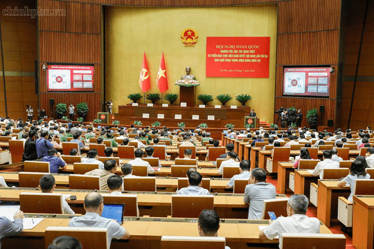 Nắm vững các quyết sách, bước chuyển chiến lược của Trung ương để hành động thống nhất