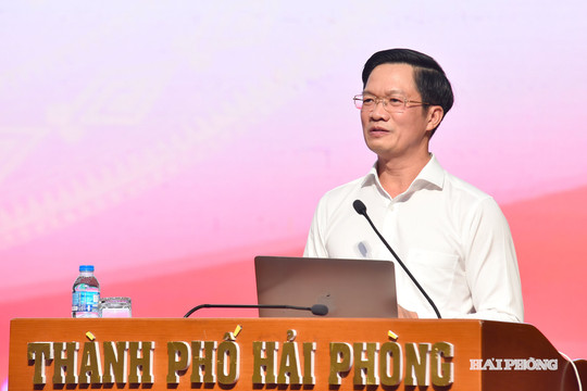 Phó Bí thư Thành ủy Phạm Văn Lập dự khai mạc dự lớp bồi dưỡng nghiệp vụ cán bộ MTTQ
