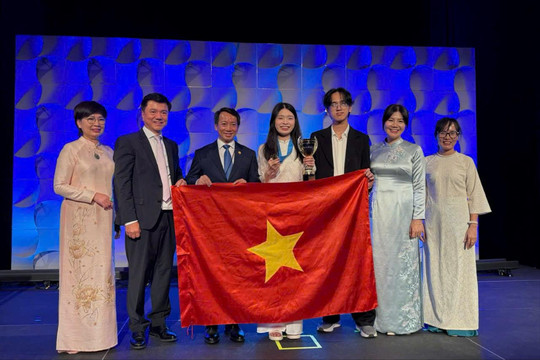 Sinh viên Trường Đại học Hàng hải Việt Nam giành huy chương vàng tin học văn phòng thế giới