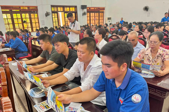 Hơn 1.700 lao động tỉnh Lạng Sơn được tư vấn, giới thiệu việc làm tại Hải Phòng