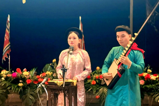 Ca nương nhí nuôi khát vọng giữ hồn ca trù