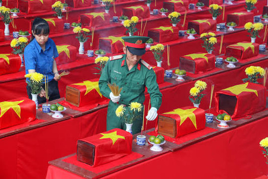 Vẫn tin ngày cha trở về